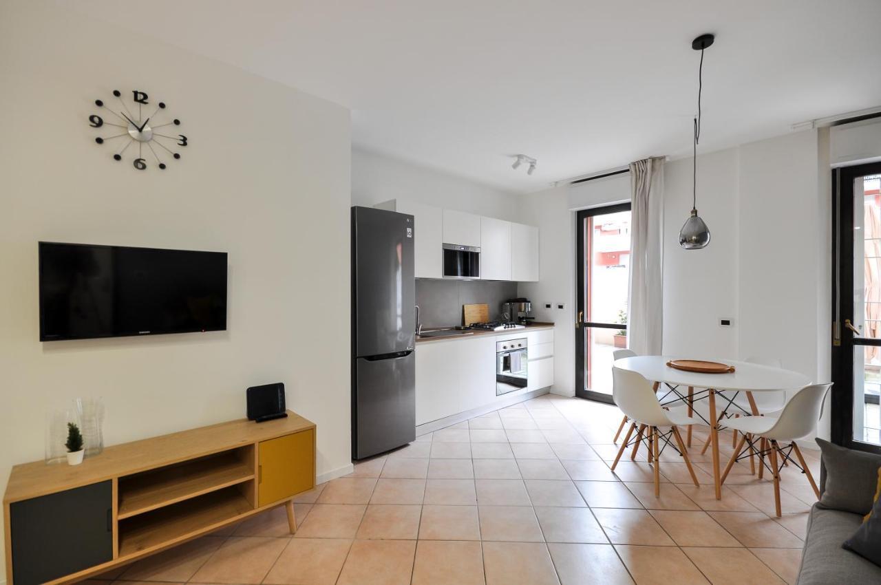 Caseospitali - Casa Cri&Eli, Super Trilocale Con Terrazzo In Zona Lambrate Per 5 Мілан Екстер'єр фото